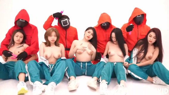 Clip Sex Tập Thể Trò Chơi Con Mực Phiên Bản Trung Quốc Toàn Gái Đẹp Bướm Non Ngực Bự